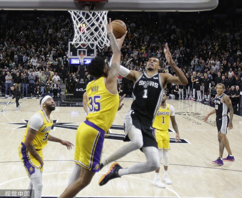 格与另外一 格与另外一